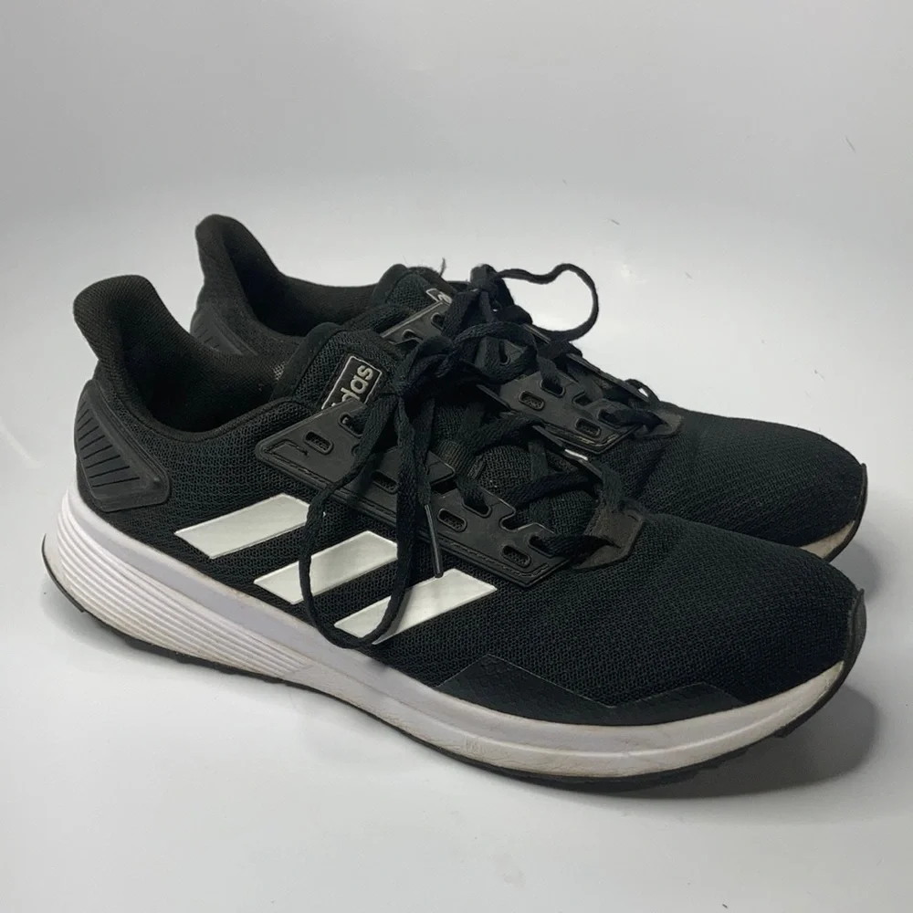 Adidas sneakers black‎ and white size 9